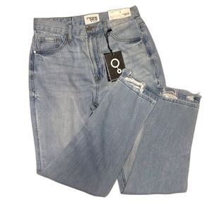Insane Gene NWT Chic Distressed Stylish  Zip Jeans Size 7/27